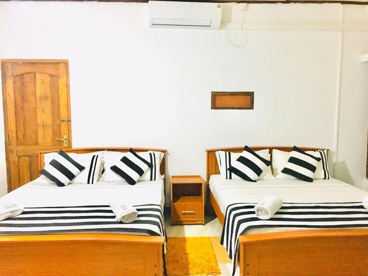 Aura City Hostel Anuradhapura Ngoại thất bức ảnh